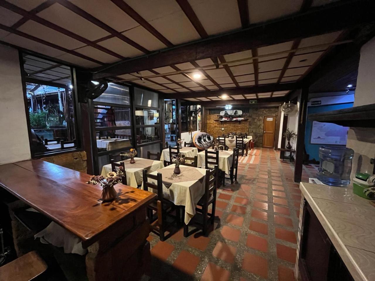 Toninas Hotel Inírida Extérieur photo